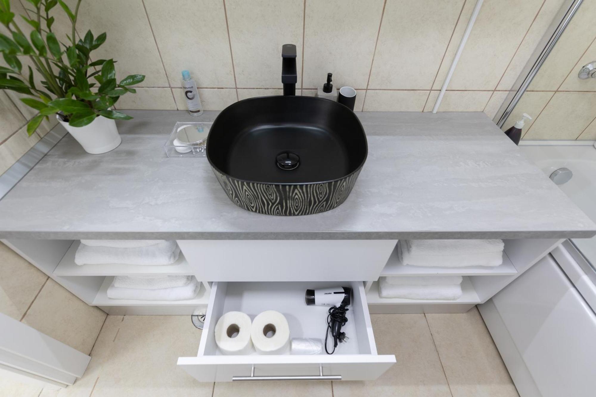 Obor Central Oasis --Secured Parking Nearby --Self Check-In-- 1Min Metro Station Βουκουρέστι Εξωτερικό φωτογραφία